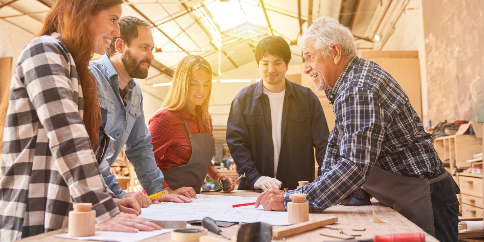 Marketing-Team von Pries Connect bei der Kampagnenplanung