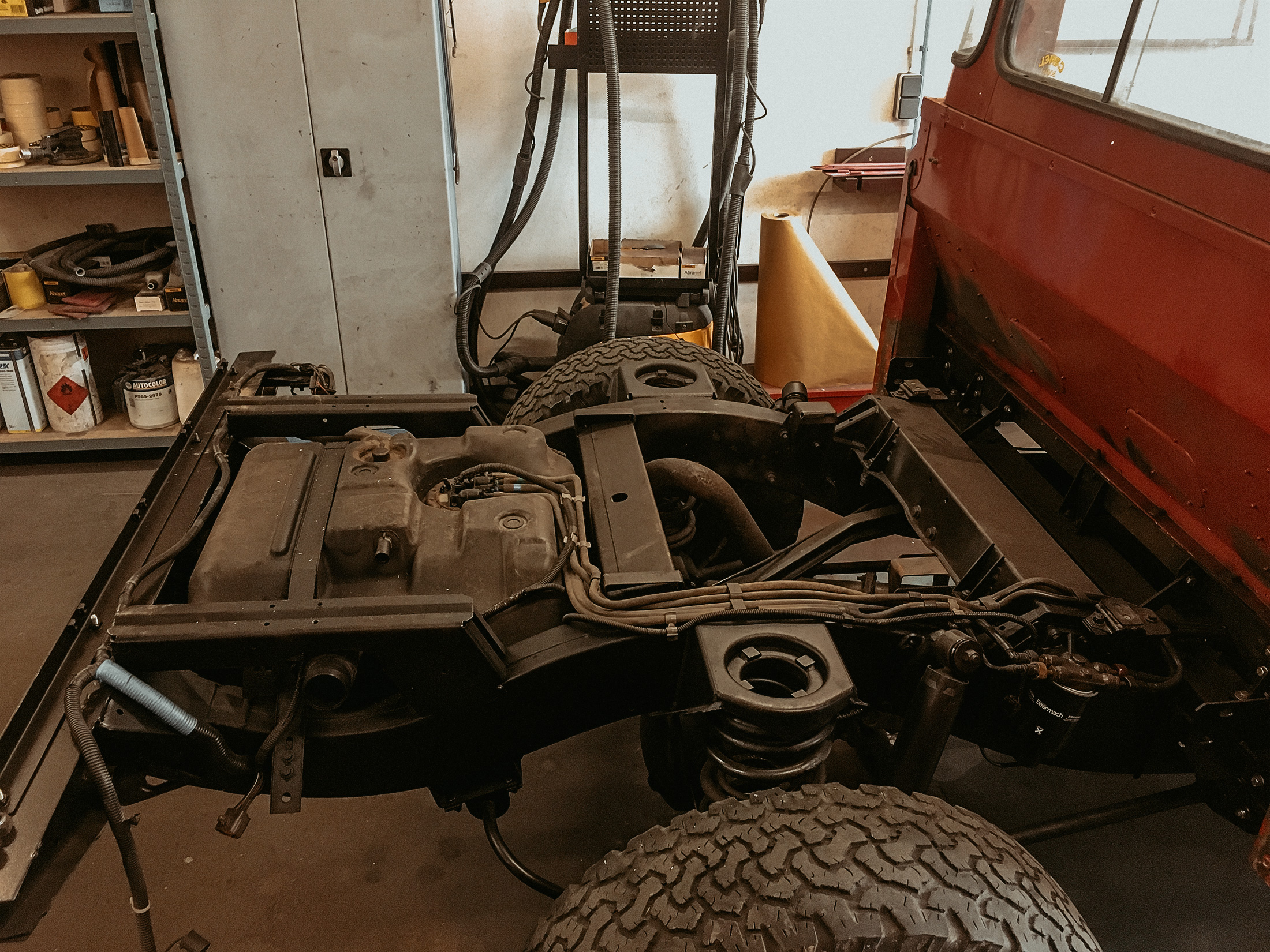 Defender 130 Umbau am Defender 130 Td5 Pickup — Arbeitsschritt 8 von 15