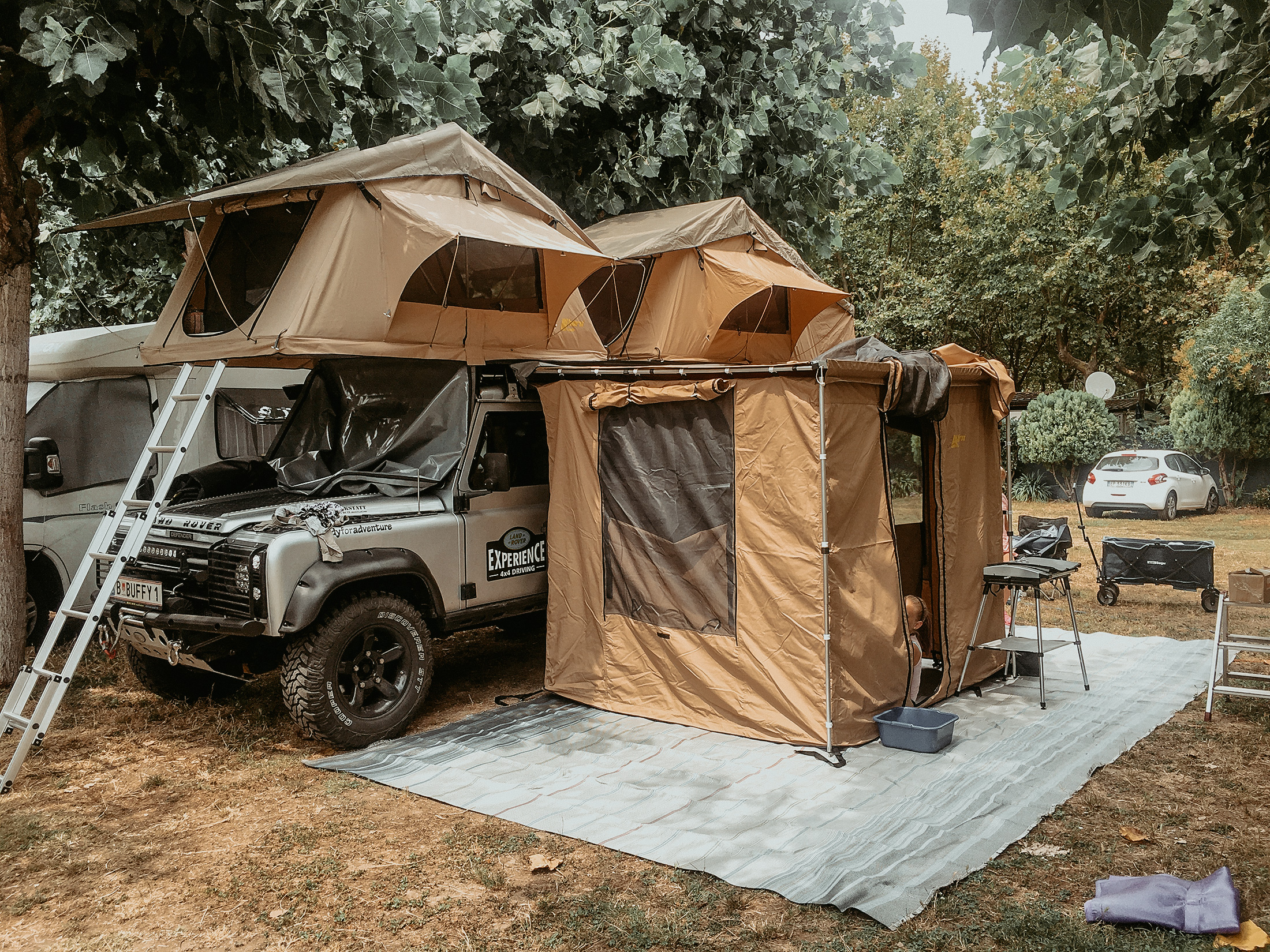 Dachcamping am Defender 110 Td5