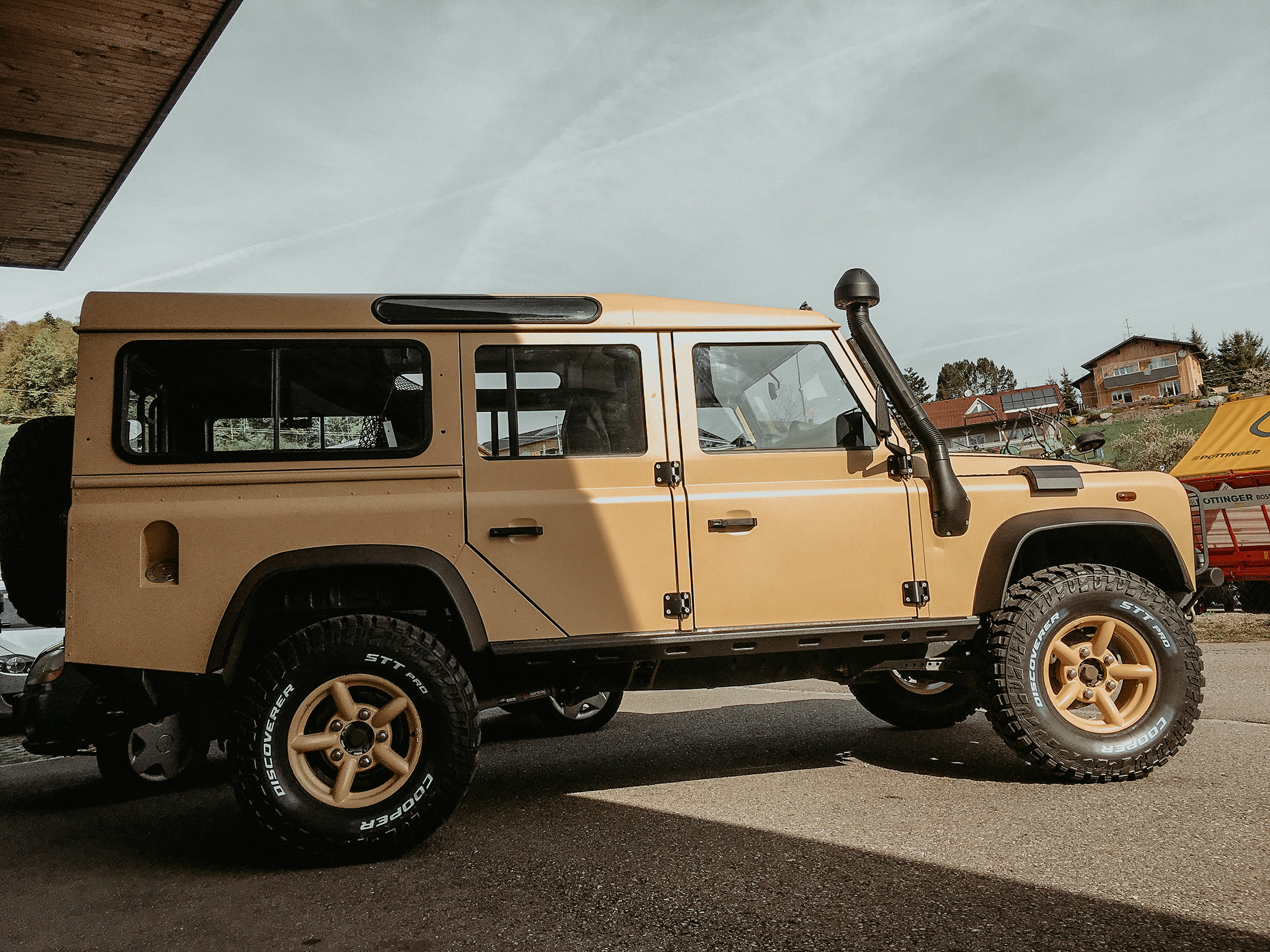 Komplettlackierung am Defender 110 Td4