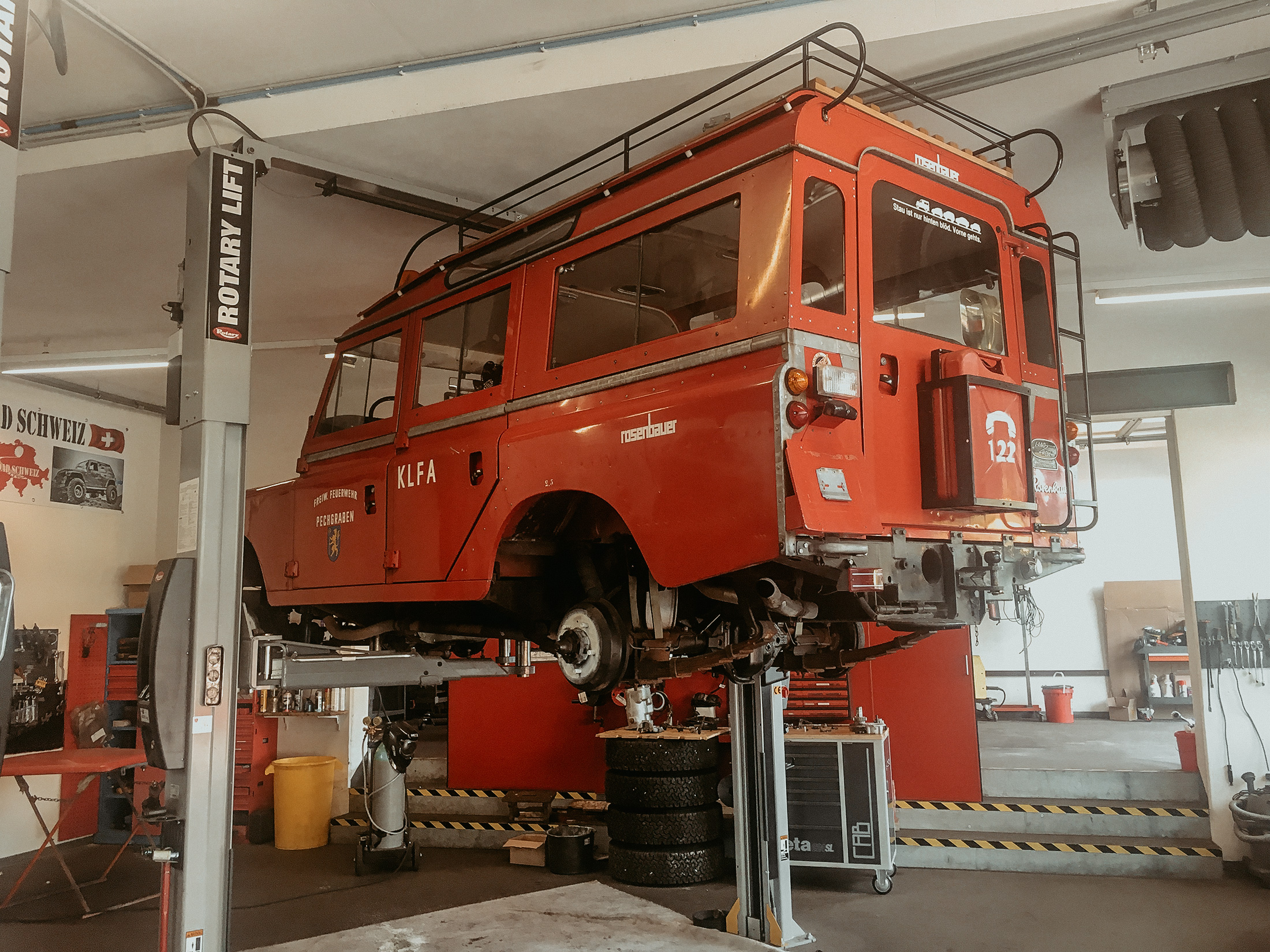 Getriebe Instandsetzung am Land Rover Serie III 107