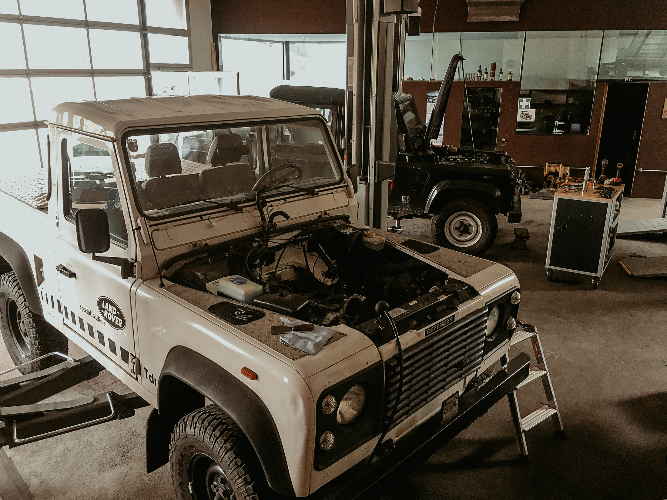 Reparatur Zylinderkopf am Defender 300 Tdi — Arbeitsschritt 4 von 7